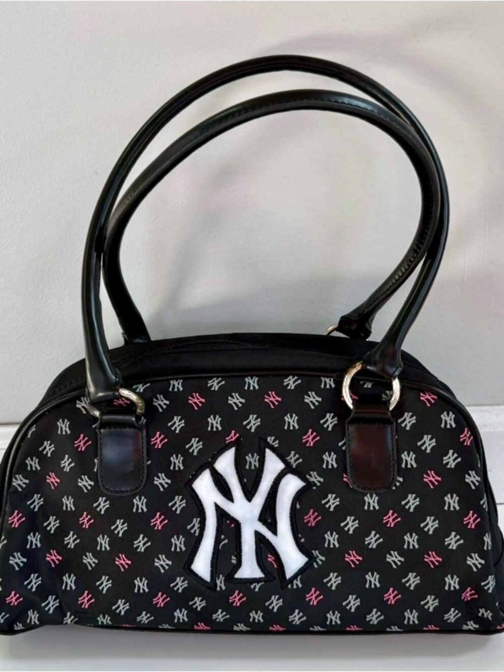 NY Yankees Concept One Black Bowler Satchel Handbag Purse MLB